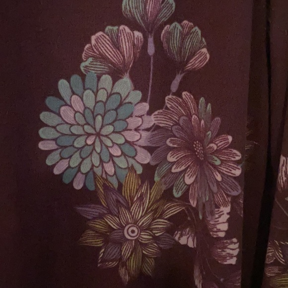 Lularoe Elizabeth Long Sleeve Tunic - Size Large (14-16) - Picture 3 of 7